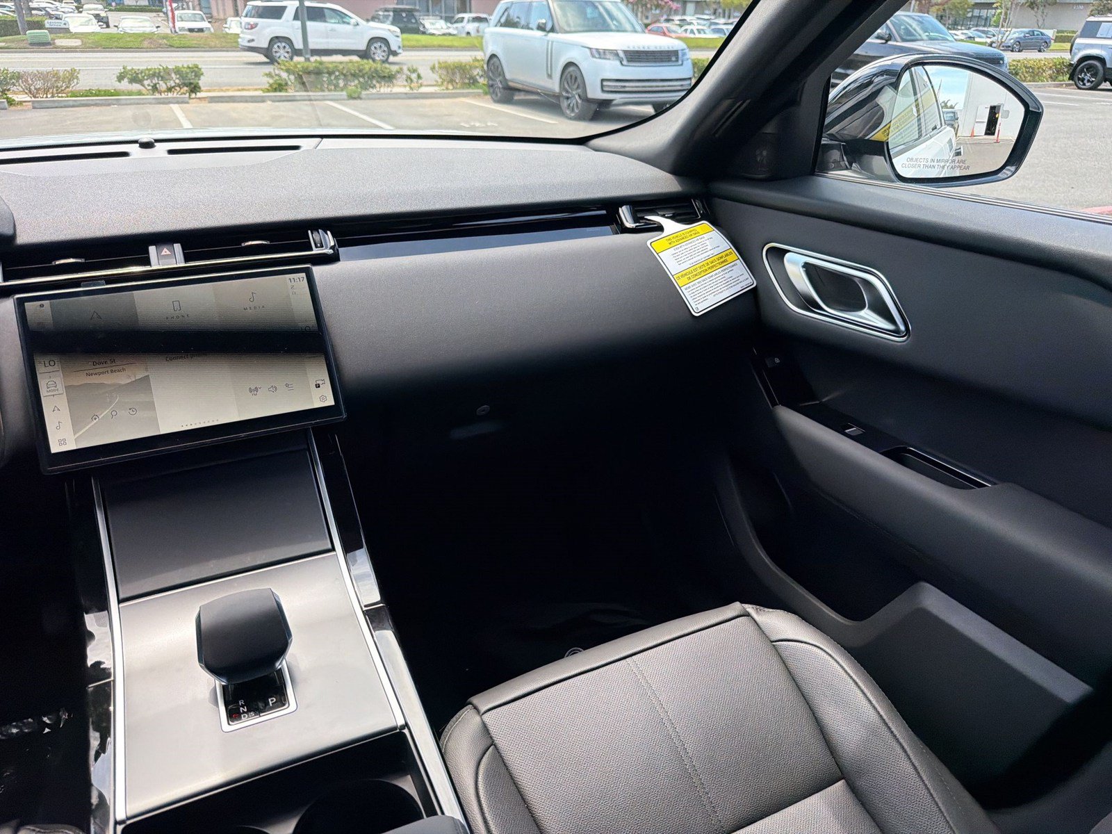 New 2026 Land Rover Range Rover Velar S AWD/4WD image 30