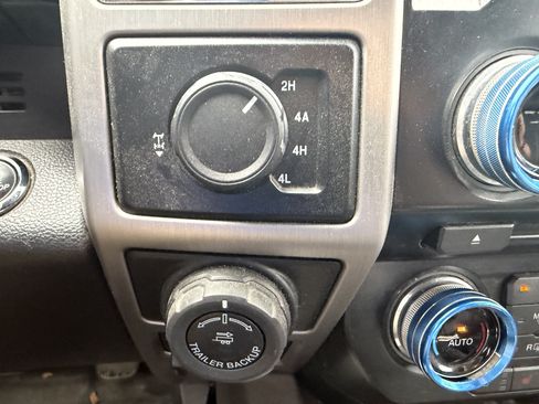 Used 2016 Ford F150 Platinum AWD/4WD image 17