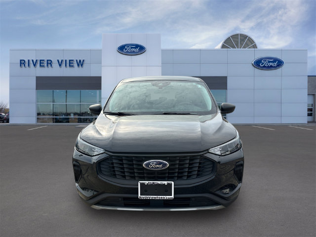 Used 2023 Ford Escape AWD image 2