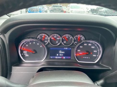 Used 2021 Chevrolet Silverado 1500 LT Trail Boss w/ Convenience Package II AWD/4WD image 19