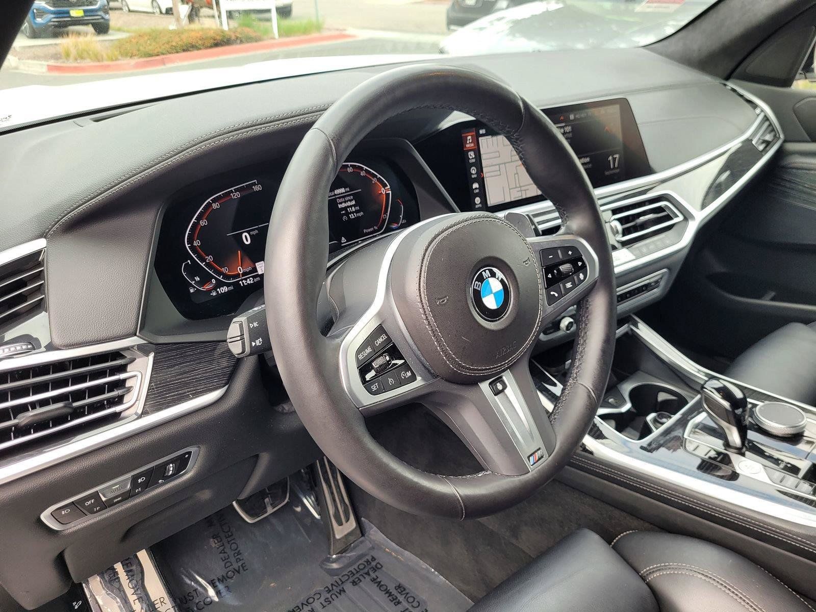 Used 2022 BMW X7 xDrive40i w/ M Sport Package AWD/4WD image 11