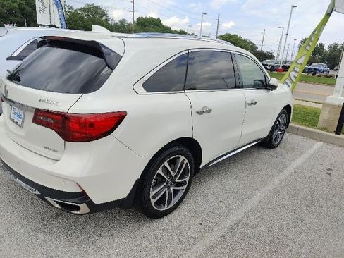 Used 2017 Acura MDX SH-AWD w/ Advance Package image 12