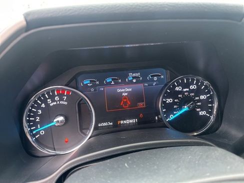 Used 2022 Ford F250 Lariat w/ Chrome Package image 8