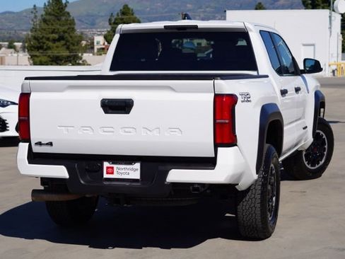 Certified 2024 Toyota Tacoma TRD Off-Road image 7
