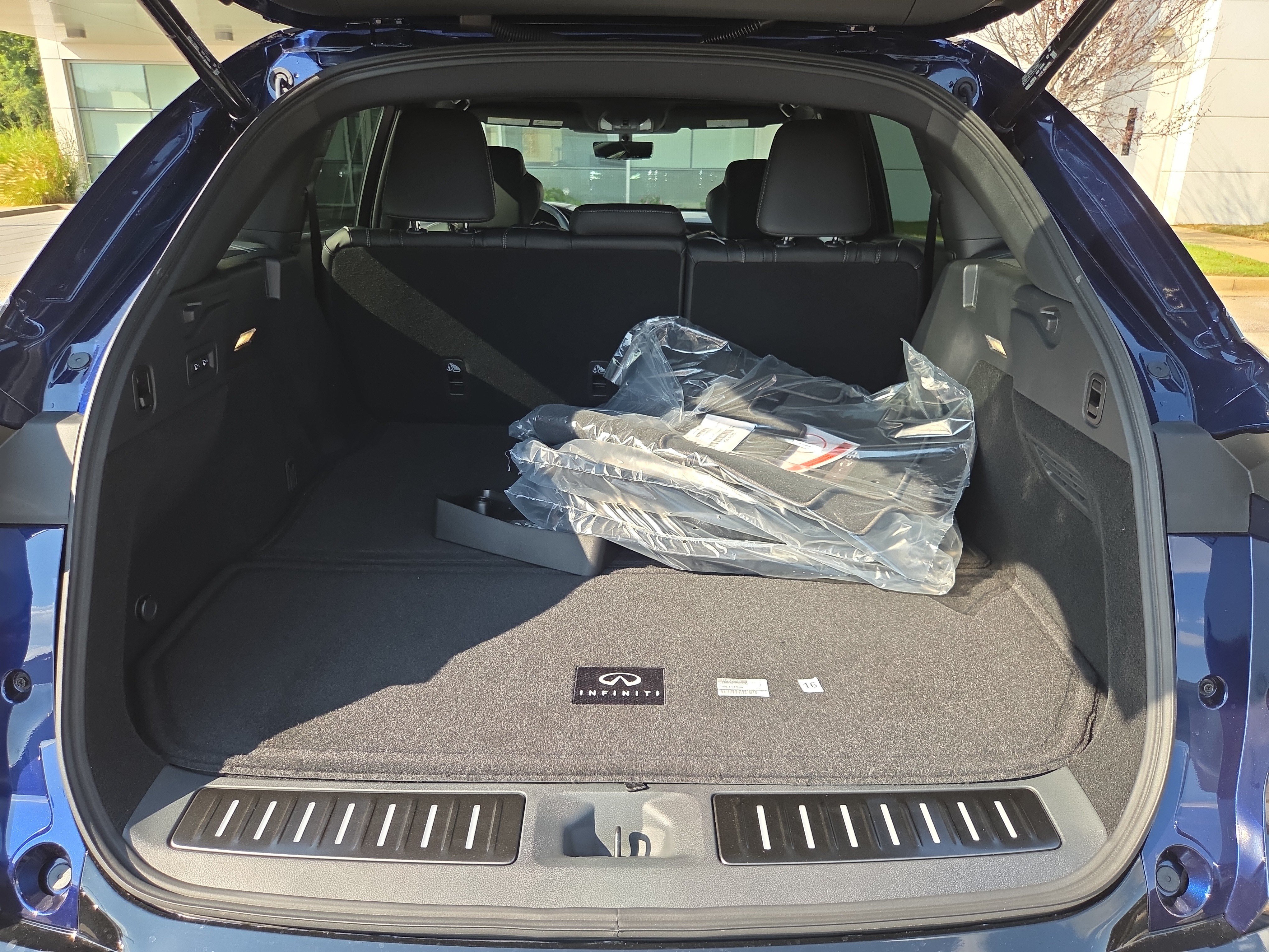 New 2027 INFINITI QX65 Autograph w/ Cargo Package AWD/4WD image 8