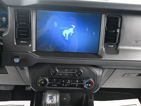 Used 2025 Ford Bronco 2-Door AWD/4WD image 18