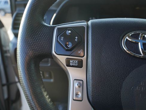 Used 2024 Toyota 4Runner Limited AWD/4WD image 27