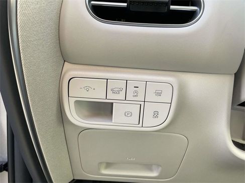 Used 2026 Hyundai Palisade Calligraphy image 24