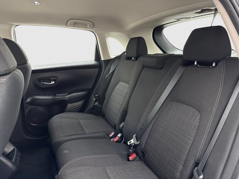 Used 2023 Honda HR-V LX image 35