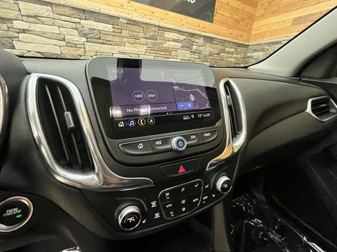 Used 2019 Chevrolet Equinox LT AWD/4WD image 18