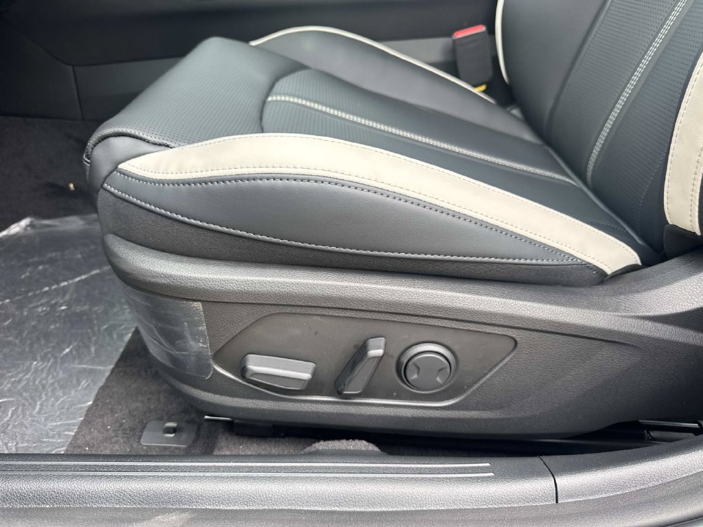 New 2026 Kia K5 GT-Line FWD image 18