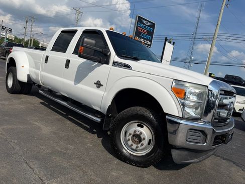 Used 2012 Ford F350 XLT w/ Snow Plow Prep Pkg AWD/4WD image 50