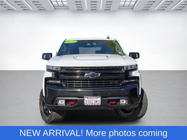 Used 2021 Chevrolet Silverado 1500 LT Trail Boss w/ Convenience Package II AWD/4WD image 2
