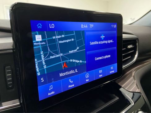 Used 2022 Ford Explorer Limited w/ Equipment Group 301A image 29