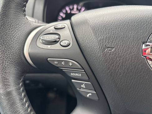 Used 2019 Nissan Pathfinder Platinum image 30