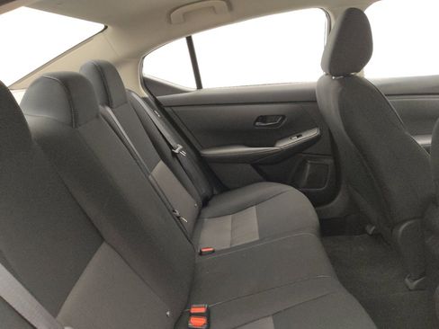 Used 2025 Nissan Sentra SV FWD image 19