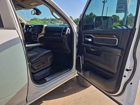 Used 2022 RAM 2500 Laramie AWD/4WD image 85