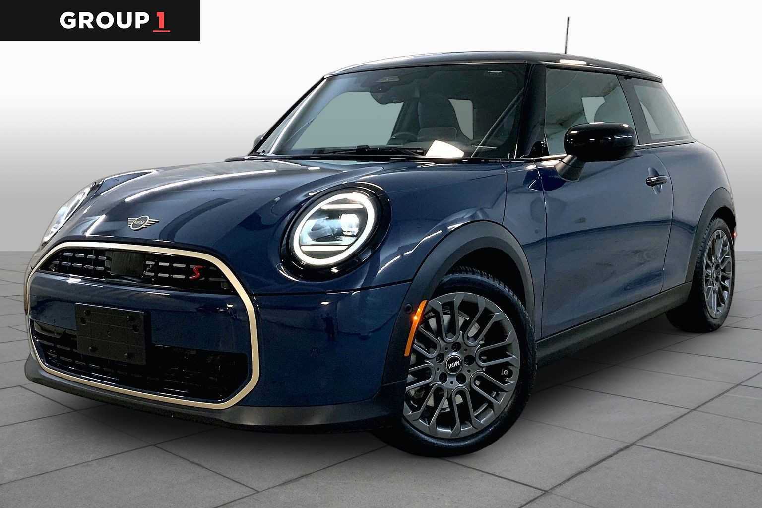 Used 2025 MINI Cooper S FWD image 1