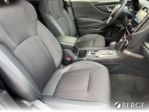 Used 2022 Subaru Forester Premium AWD/4WD image 13