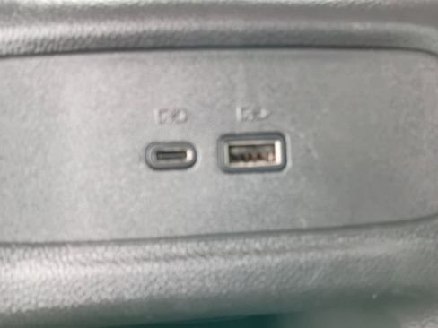 Used 2025 Buick Envista Sport Touring FWD image 12