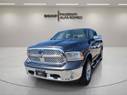 Used 2017 RAM 1500 Laramie w/ Convenience Group image 7
