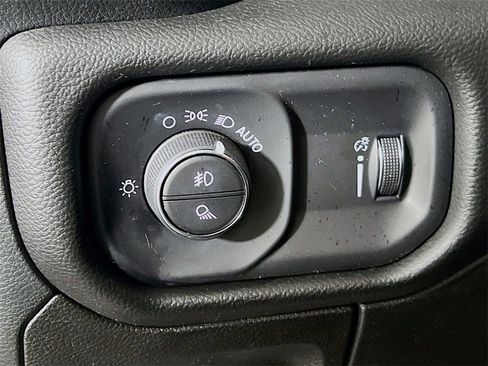 Used 2022 RAM 1500 Big Horn image 10