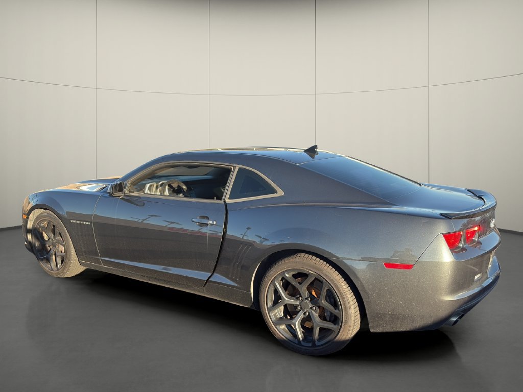Used 2011 Chevrolet Camaro SS RWD image 5