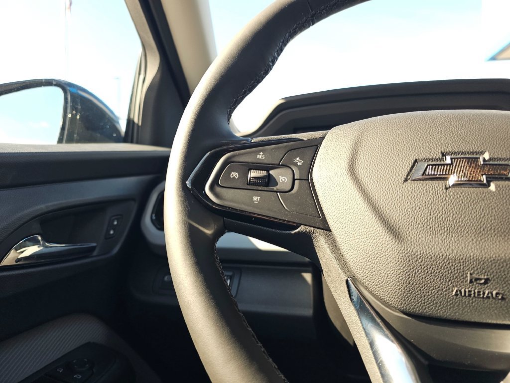 New 2027 Chevrolet Bolt LT w/ Comfort Package FWD image 32