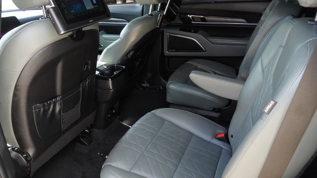 Used 2023 Kia Telluride SX Prestige X-Pro AWD/4WD image 15