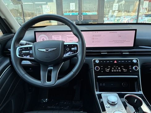 Used 2025 Genesis GV80 2.5T Standard AWD/4WD image 14