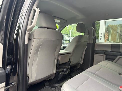 Used 2018 Ford F250 XL w/ Power Equipment Group AWD/4WD image 42