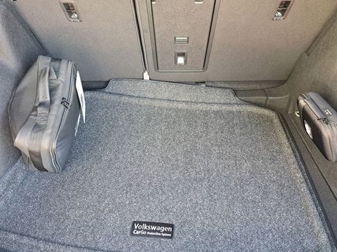 Used 2025 Volkswagen Taos SE image 24