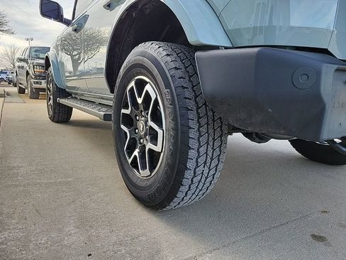 Used 2024 Ford Bronco Outer Banks image 17