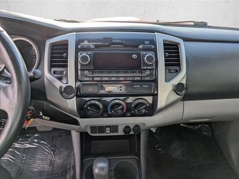 Used 2012 Toyota Tacoma PreRunner image 13