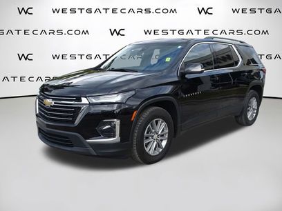 Used 2022 Chevrolet Traverse LT