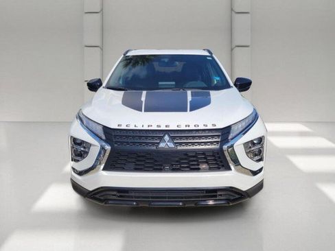 Used 2025 Mitsubishi Eclipse Cross AWD image 2