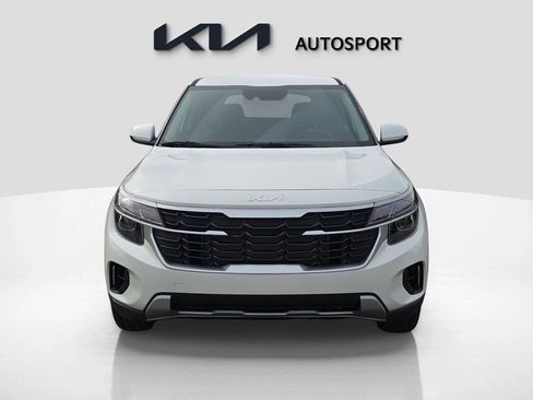 New 2026 Kia Seltos LX image 2
