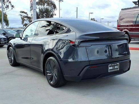 Used 2026 Tesla Model Y Long Range AWD/4WD image 22