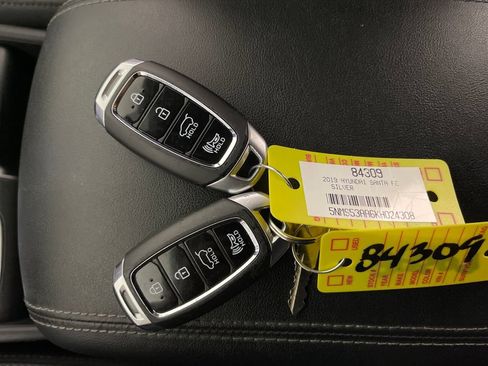 Used 2019 Hyundai Santa Fe FWD w/ Cargo Package image 24
