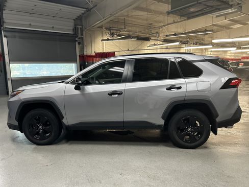 Used 2024 Toyota RAV4 XLE w/ Convenience Package FWD image 7