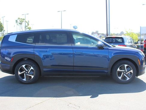 New 2026 Hyundai Ioniq 9 S image 6