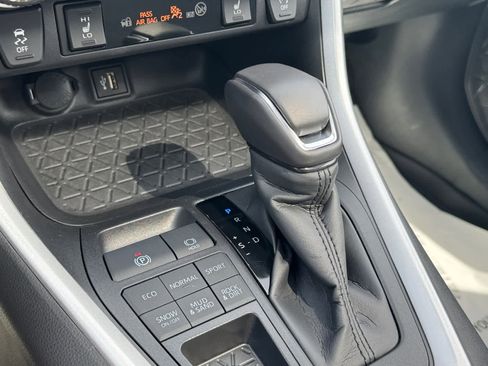 Used 2025 Toyota RAV4 XLE Premium w/ Weather Package AWD/4WD image 8