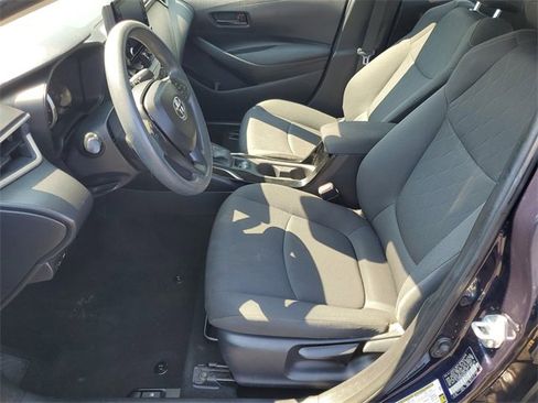 Used 2022 Toyota Corolla LE image 17
