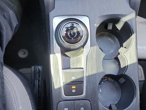 Used 2022 Ford Escape SE w/ SE Sport Appearance Package FWD image 27