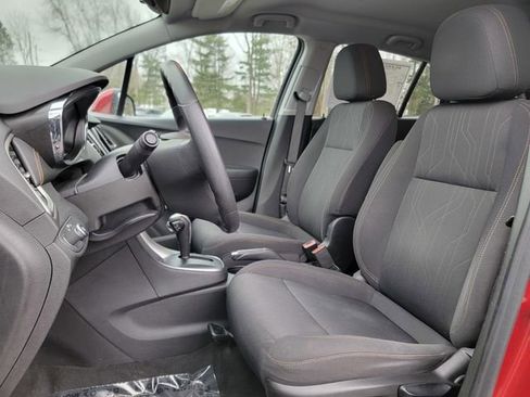 Used 2019 Chevrolet Trax LT image 20