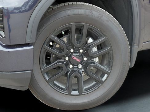 New 2025 GMC Sierra 1500 Elevation image 6