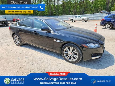 Used 2017 Jaguar XF AWD image 5