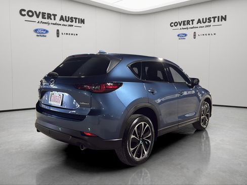 Used 2023 MAZDA CX-5 AWD 2.5 S w/ Premium Plus Pkg image 3