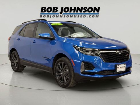 Used 2024 Chevrolet Equinox RS AWD/4WD image 2