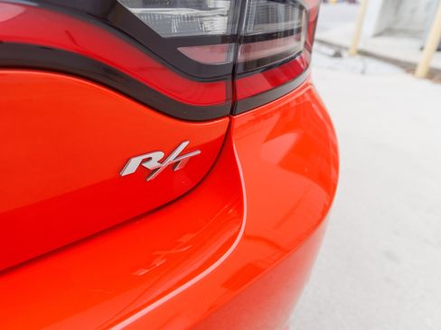 Used 2022 Dodge Charger R/T w/ Performance Handling Group RWD image 16